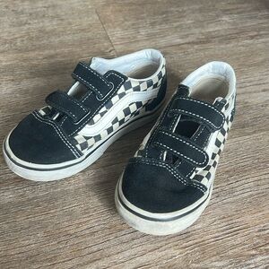 Kids Vans Velcro low top shoes